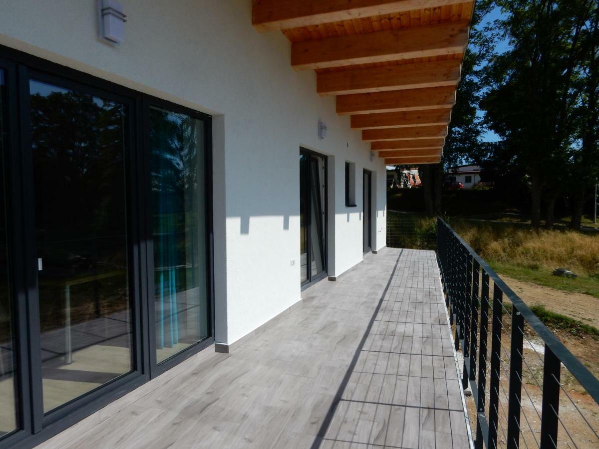 Apartmány Eva Rynešová Lipno nad Vltavou Esterno foto